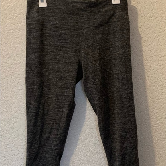 CK Calvin Klein capris - Picture 9 of 12